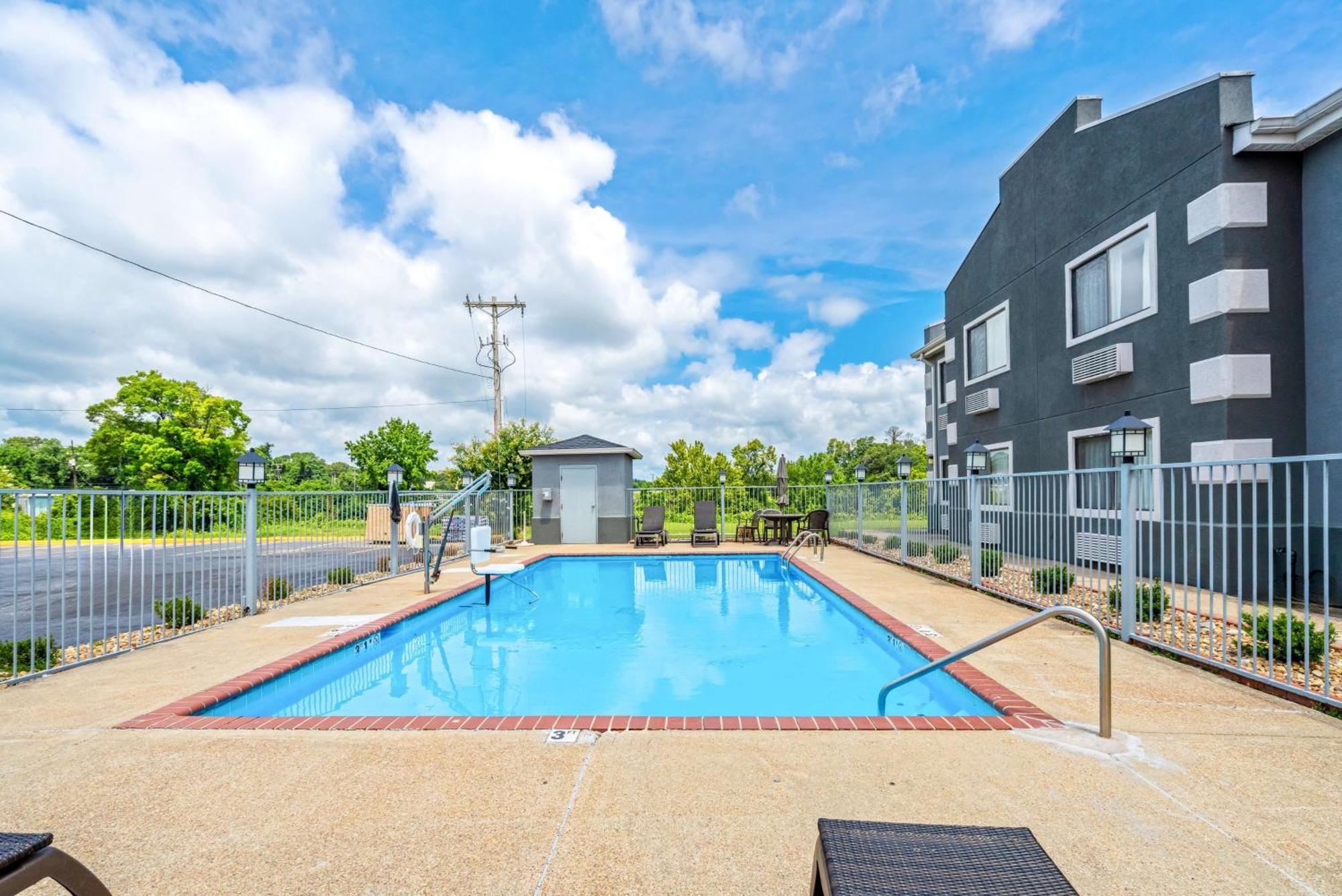 Best Western Gateway Inn Yazoo City Exterior photo