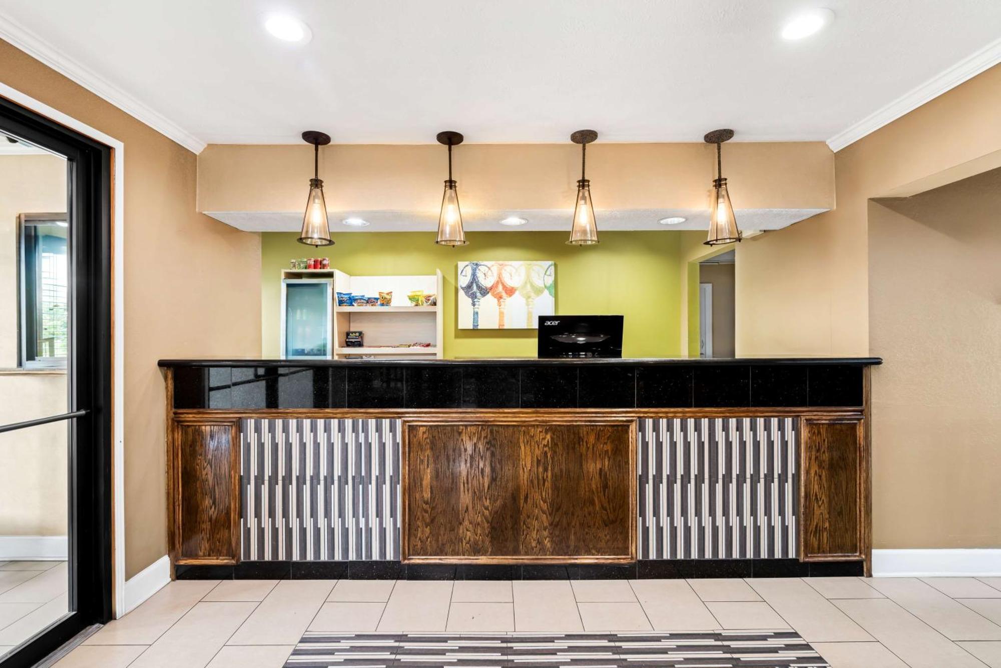Best Western Gateway Inn Yazoo City Exterior photo